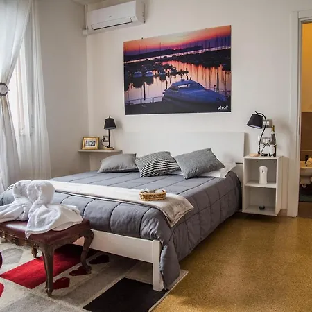 Levante Rooms Fano